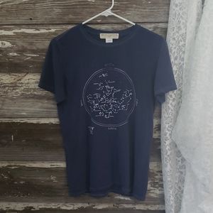 UO small tee